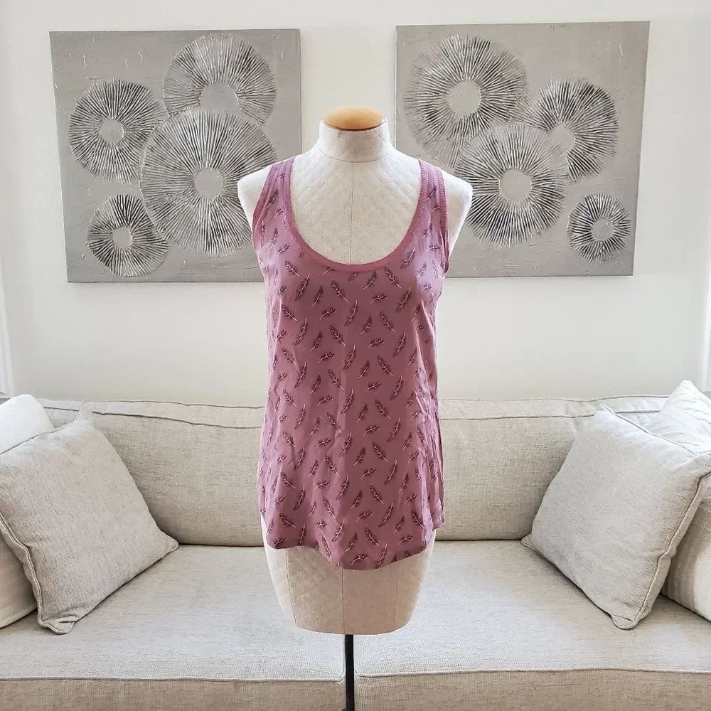 JOIE | 'Rain' 100% Silk Feather Print Sleeveless Top - size XS in Mauve